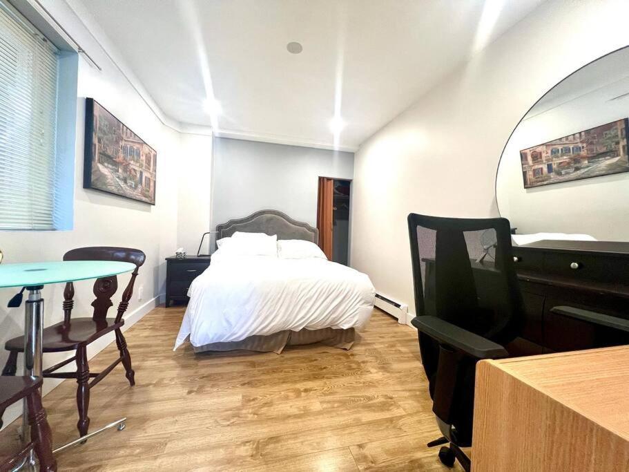 Westview Vacation Rental - Two Br House North Vancouver Bagian luar foto