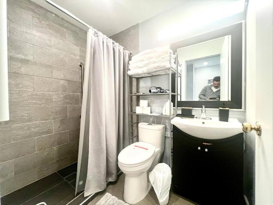 Westview Vacation Rental - Two Br House North Vancouver Bagian luar foto