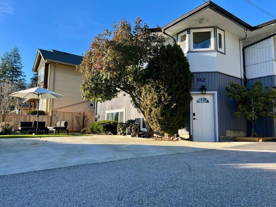 Westview Vacation Rental - Two Br House North Vancouver Bagian luar foto