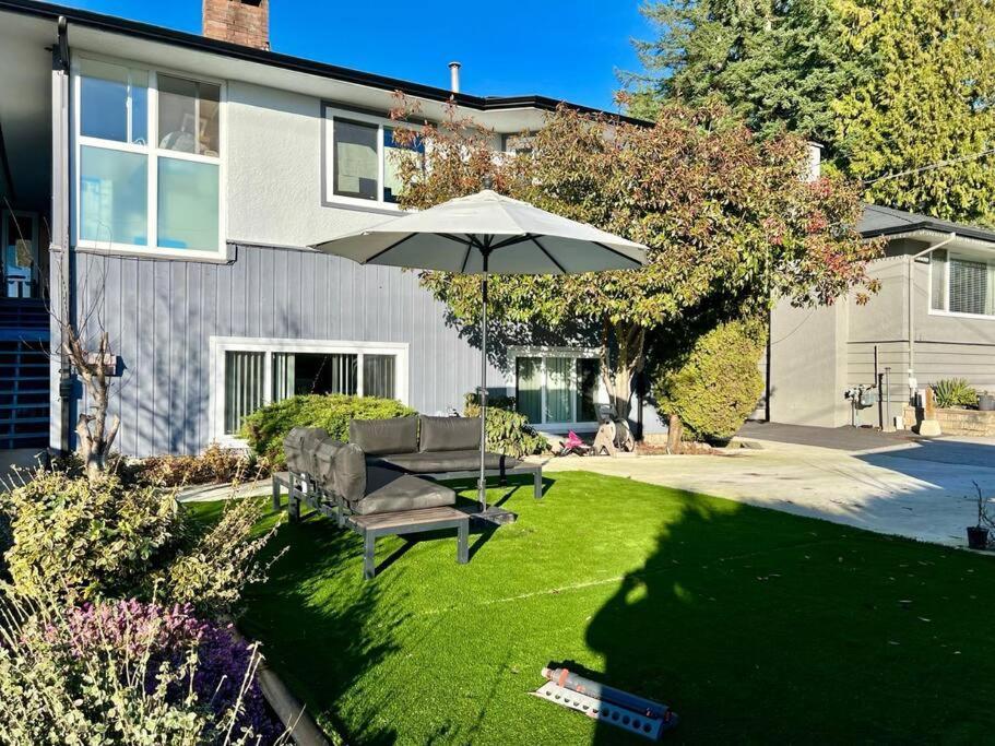 Westview Vacation Rental - Two Br House North Vancouver Bagian luar foto